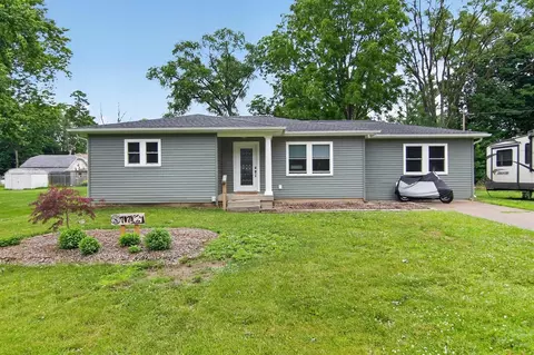 707 Lowell, Jackson, MI 49202