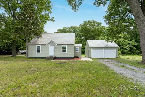 1186 N Wood, Muskegon, MI 49445