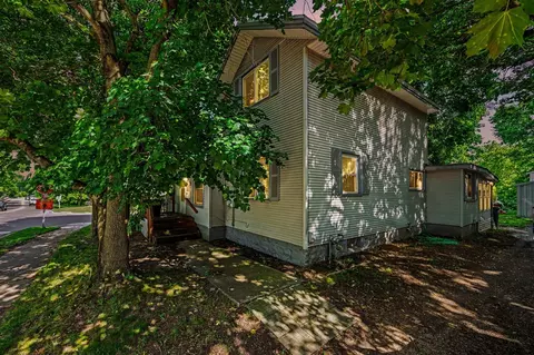 Other - 402 W Broadway, Three Rivers, MI 49093 photo 1 of 10