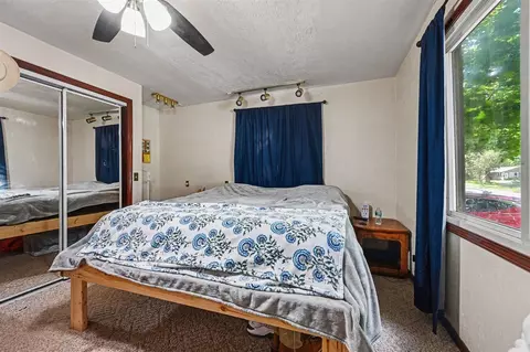 Bedroom - 402 W Broadway, Three Rivers, MI 49093 photo 2 of 4