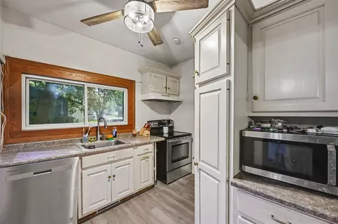 Kitchen - 402 W Broadway, Three Rivers, MI 49093 photo 1 of 1