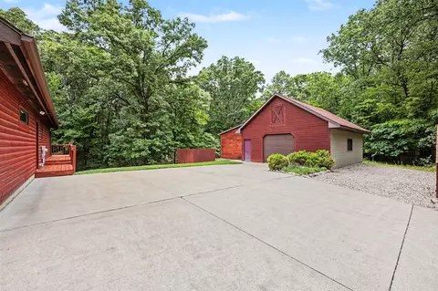 Exterior - 655 Auburn, Ada, MI 49301 photo 5 of 13