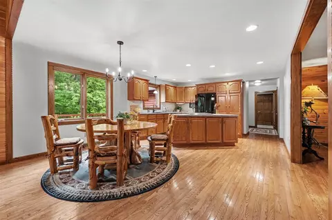 Dining - 655 Auburn, Ada, MI 49301 photo 1 of 1