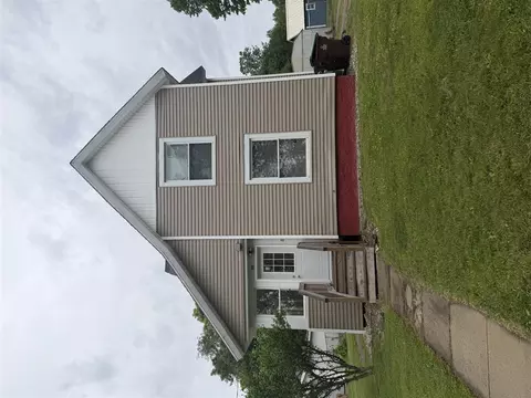905 Burr Oak, Albion, MI 49224