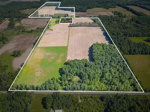 V/l 131.43 E Hazel, Hart, MI 49420