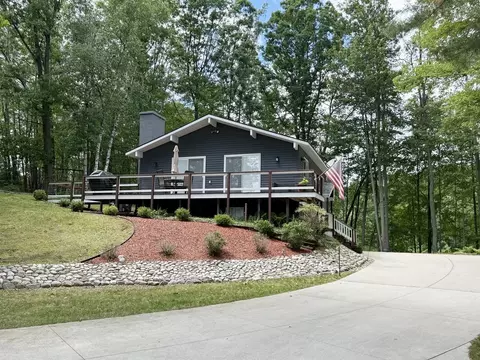 11310 E Royal, Canadian Lakes, MI 49346