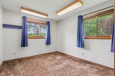 Bedroom - 16791 De, Augusta, MI 49012 photo 1 of 4