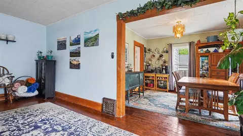 Entry Way - 605 N Pleasant, Jackson, MI 49202 photo 1 of 2