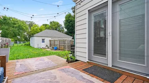 Exterior - 605 N Pleasant, Jackson, MI 49202 photo 8 of 9