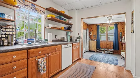 Kitchen - 605 N Pleasant, Jackson, MI 49202 photo 1 of 2