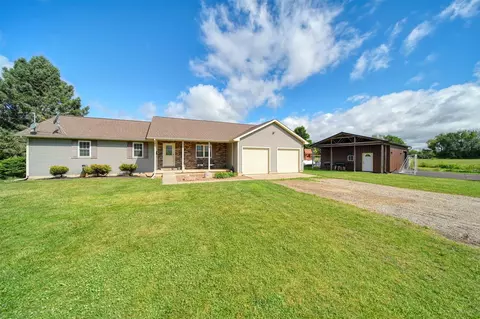 13700 Clinton, Onondaga, MI 49264