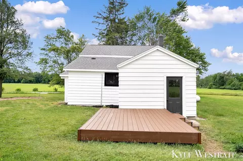 Exterior - 5908 Johnson, Belding, MI 48809 photo 4 of 8