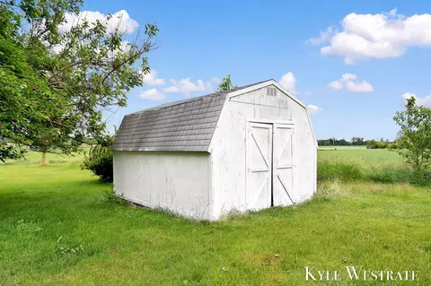 Exterior - 5908 Johnson, Belding, MI 48809 photo 7 of 8