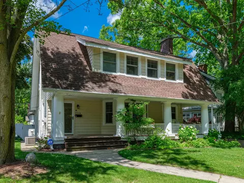 2318 Glenwood, Kalamazoo, MI 49008