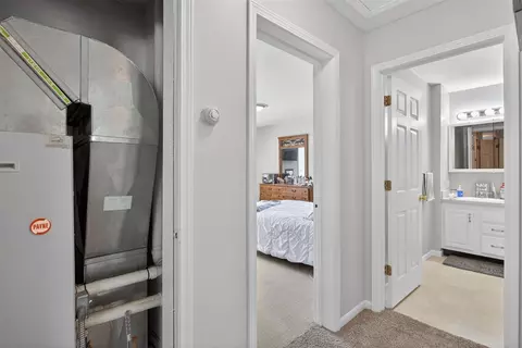 Entry Way - 513 19th, Jackson, MI 49203 photo 3 of 5