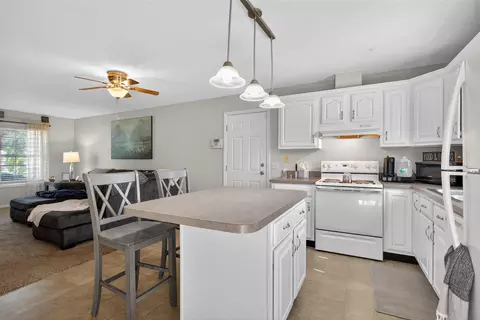 Kitchen - 513 19th, Jackson, MI 49203 photo 1 of 4