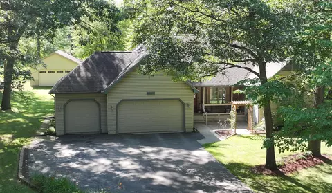 Exterior - 23568 Bohn, Belleville, MI 48111 photo 3 of 8