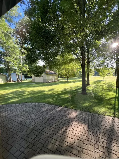 Exterior - 23568 Bohn, Belleville, MI 48111 photo 7 of 8