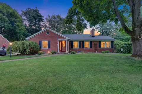 1002 Coolidge, Kalamazoo, MI 49006