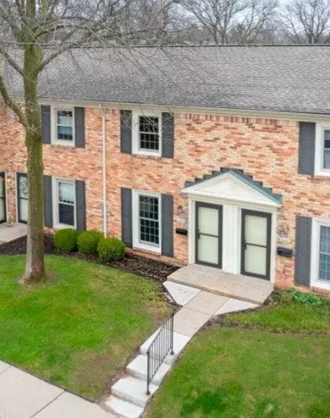2460 Village #67, Grand Rapids, MI 49506