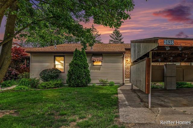 2638 Chatham Woods, Grand Rapids, MI 49546