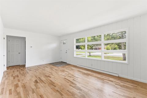 619 Fall, Spring Lake, MI 49456 photo 4