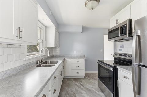 619 Fall, Spring Lake, MI 49456 photo 7