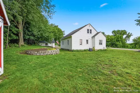 1950 Bauer, Jenison, MI 49428 photo 33