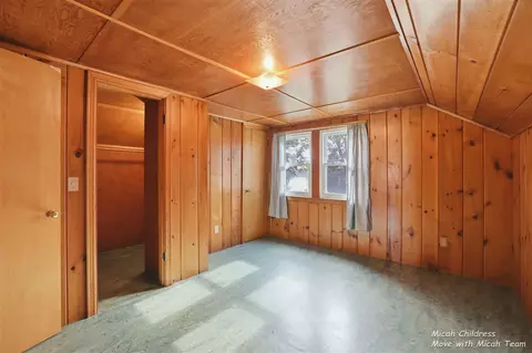 1950 Bauer, Jenison, MI 49428 photo 28