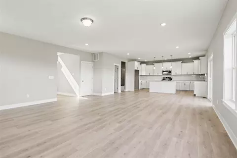 6281 Comiskey, Stevensville, MI 49127 photo 7