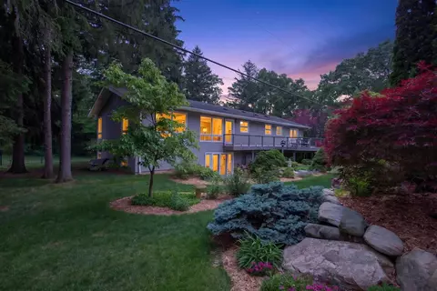 Exterior - 3600 Hendee, Jackson, MI 49201 photo 14 of 17