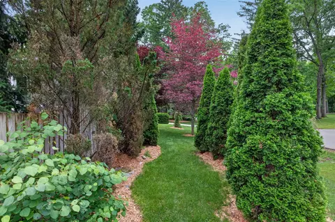 Exterior - 3600 Hendee, Jackson, MI 49201 photo 13 of 17