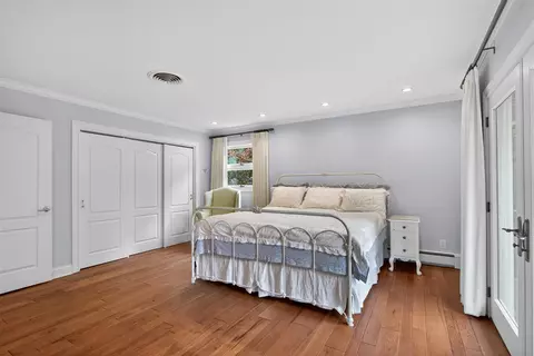 Bedroom - 3600 Hendee, Jackson, MI 49201 photo 2 of 5