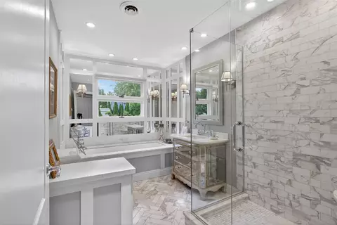Bath - 3600 Hendee, Jackson, MI 49201 photo 2 of 5