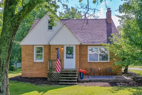 1025 Graafschap, Holland, MI 49423