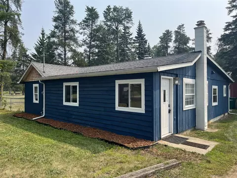 3942 Woods, Harrison, MI 48625
