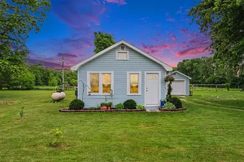 64311 Lutz, Constantine, MI 49042 photo 1