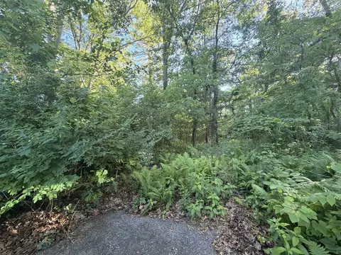 6034 River Rdg, Hamilton, MI 49419