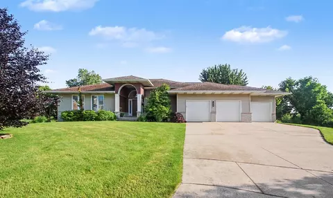 1425 Crystalline, Caledonia, MI 49316