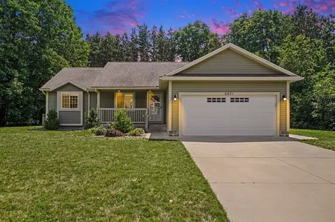 6671 Minard, Muskegon, MI 49442