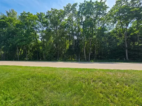 V/l E Washington, Greenville, MI 48838