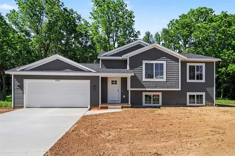 3433 Gray Fox, Allegan, MI 49010
