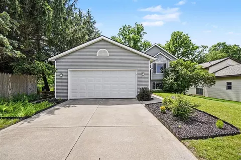 3540 Breezewood, Grand Rapids, MI 49512