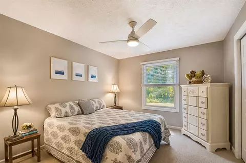 Bedroom - 7494 Bridle Path, Ada, MI 49301 photo 4 of 7