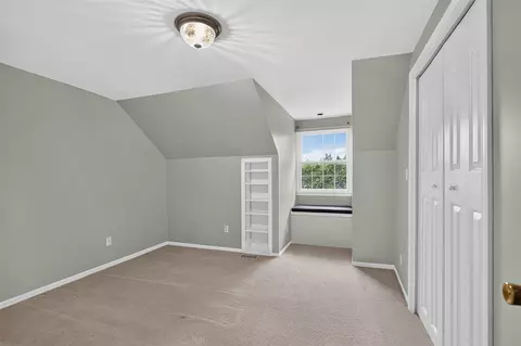 Bedroom - 3841 Guest, Jackson, MI 49203 photo 4 of 8