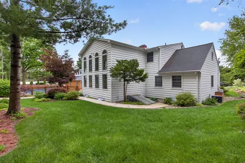 Exterior - 3841 Guest, Jackson, MI 49203 photo 6 of 16
