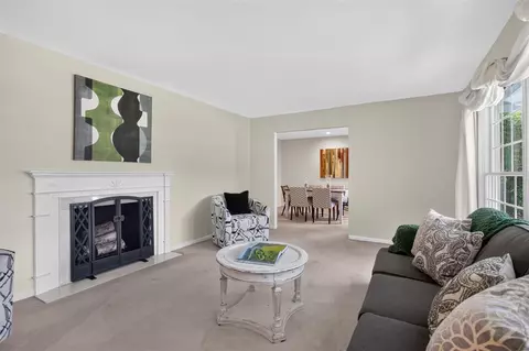 Living - 3841 Guest, Jackson, MI 49203 photo 2 of 18