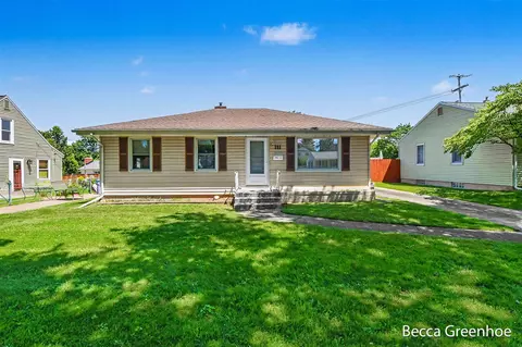 111 Katherine, Grand Rapids, MI 49505