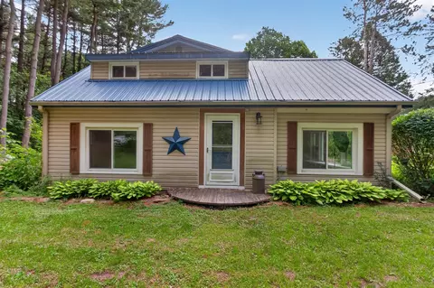 8727 Lansing, Rives Junction, MI 49277