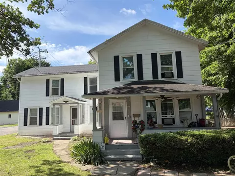 8 E South #8 &10, Hillsdale, MI 49242